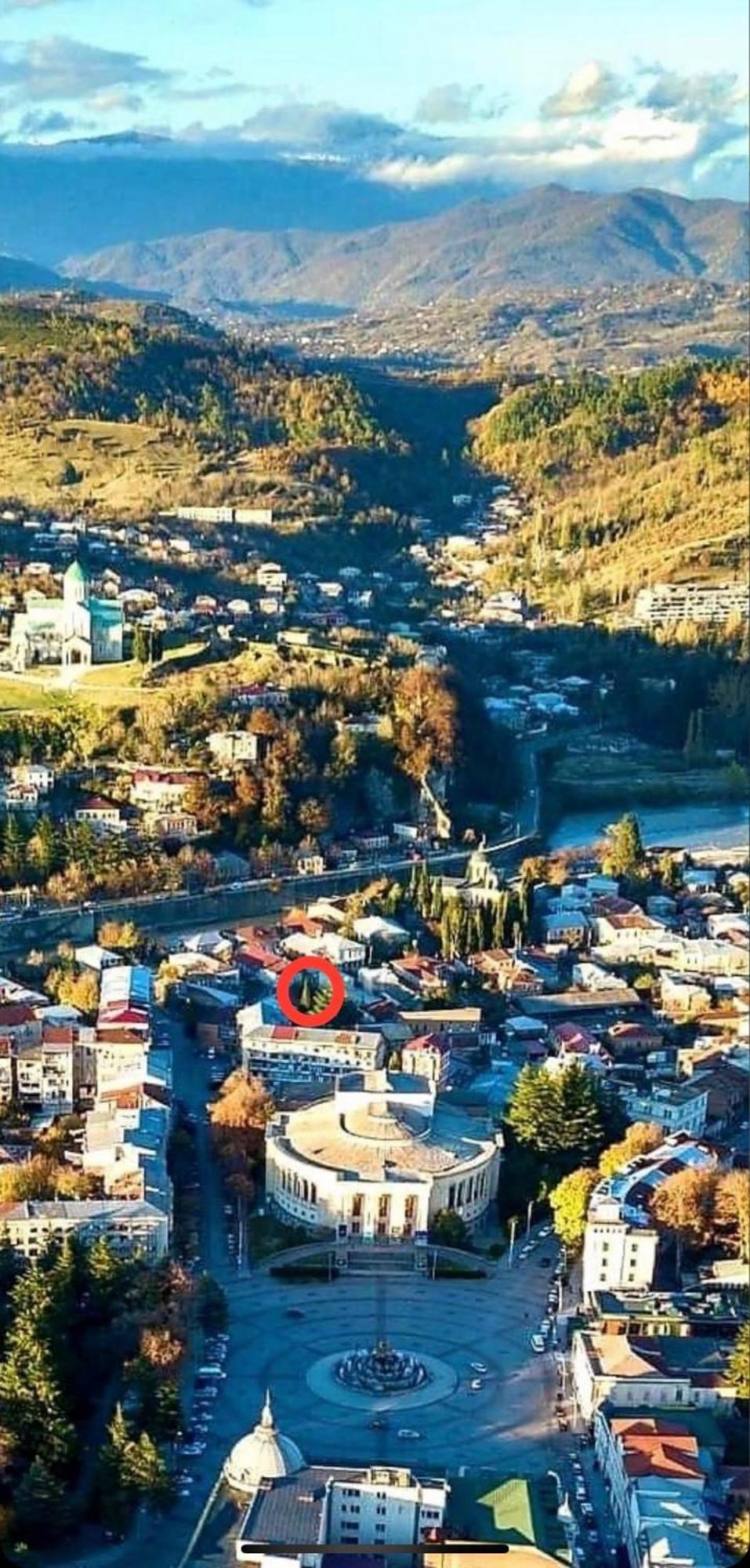 Hotel Varla Кутаиси Екстериор снимка
