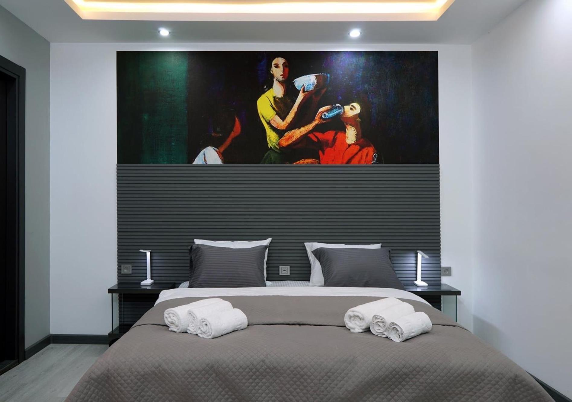 Hotel Varla Кутаиси Екстериор снимка